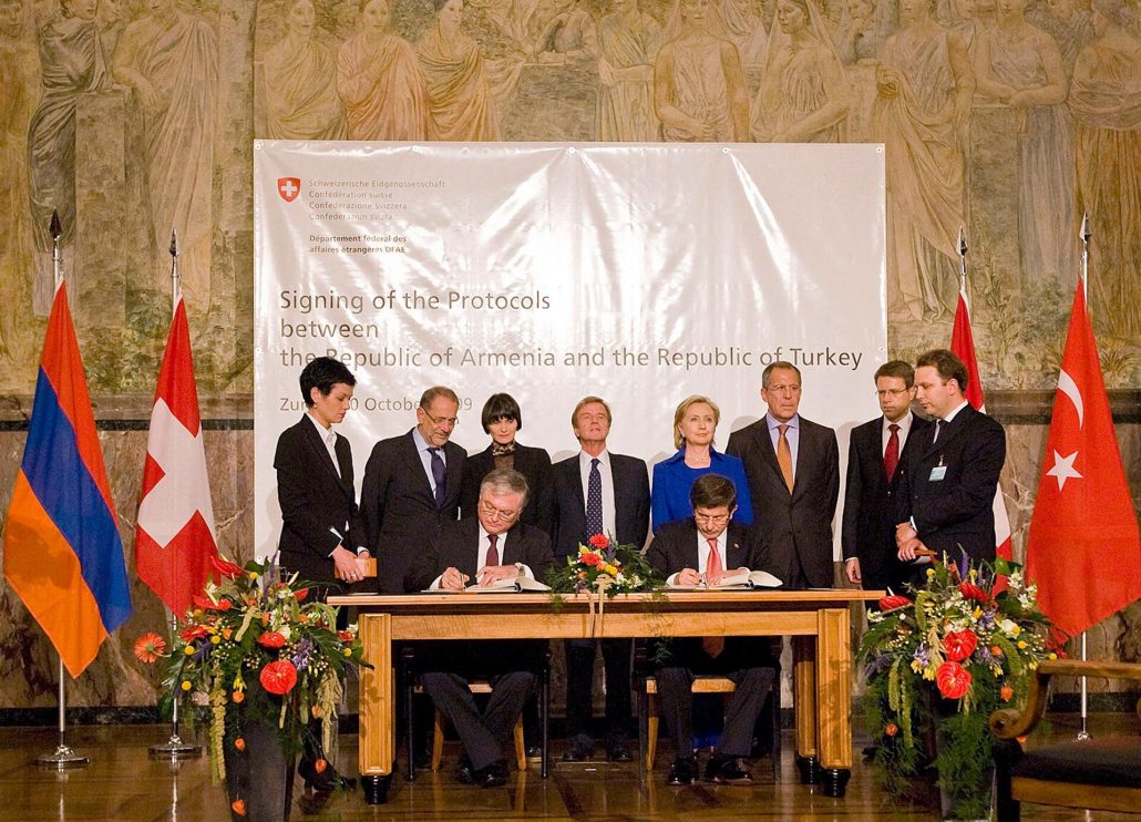 Церемония подписания армяно турецких протоколов в Цюрихе, 10.10.2009.