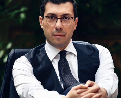 Микаэл Минасян