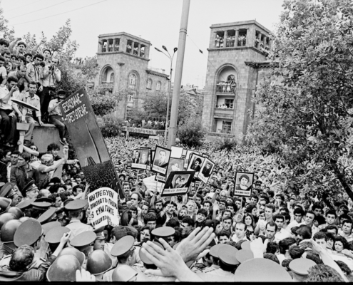 Архивное фото - митинг в Ереване, 1988 год